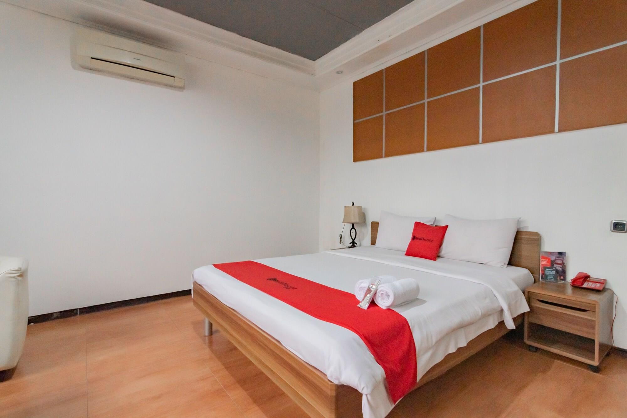 Reddoorz Plus @ Sukamulya Pasteur 2 Bandung Exteriér fotografie